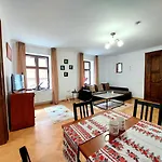 Casa Roth Апартаменти Брашов